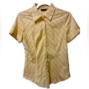 New York & Company Women’s Fitted Plaid Button Down EUC